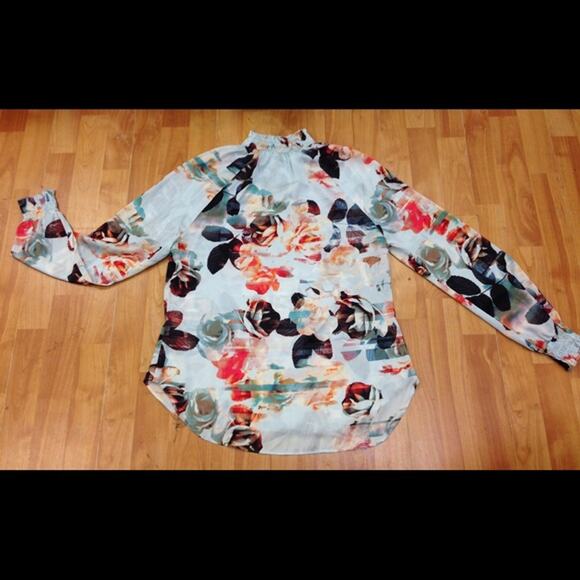 Robert Rodriguez Womens Blouse Size Small Blue Floral Print Ruffles - Picture 5 of 6